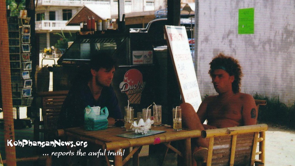 Koh Phangan 1988/89 - My friend Kurt and me chillin' in Thongsala ;)